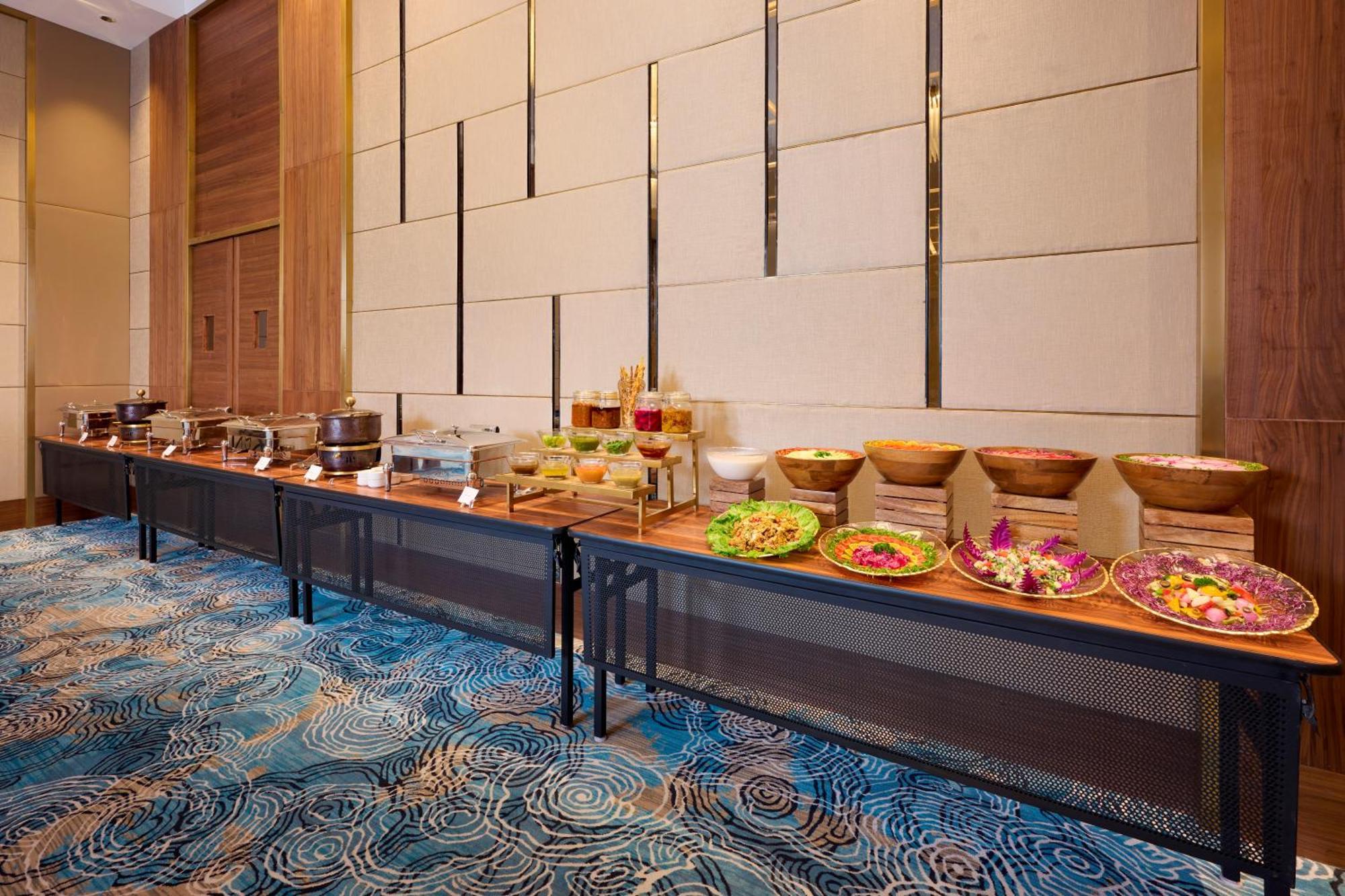 Iris Sarovar Portico Gurgaon Exterior foto