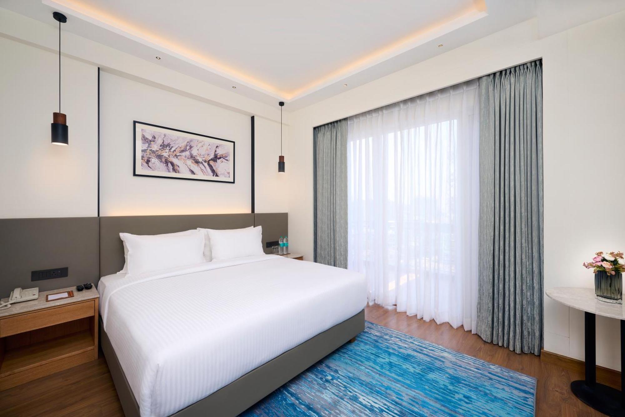 Iris Sarovar Portico Gurgaon Exterior foto